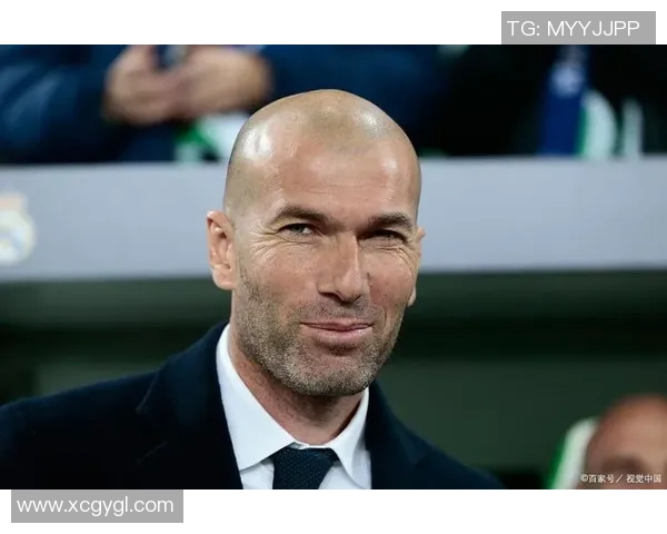 球星与某男足球员的差异解析：从实力到影响力的全方位对比