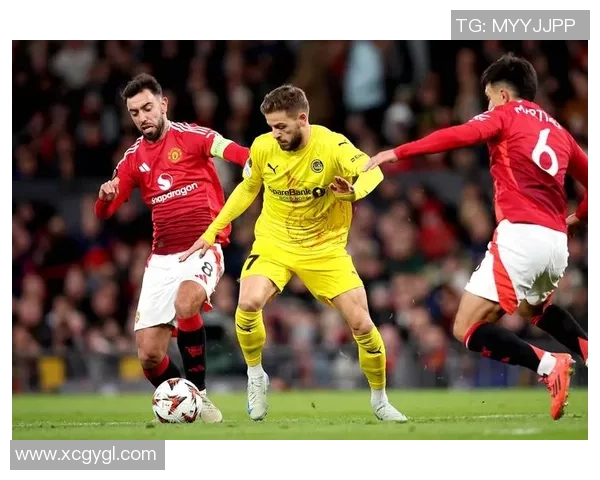 足球巨星复仇之战：经典报复集锦回顾与精彩瞬间分析